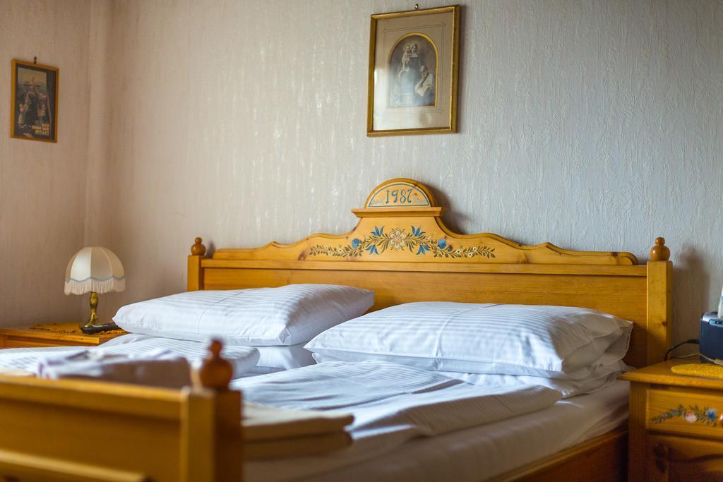 Gasthof Pension St. Wolfgang Kirchberg am Wechsel Eksteriør bilde